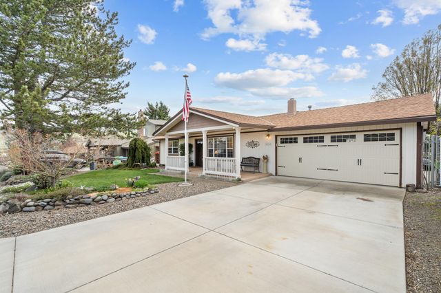 816 Voris Avenue, Ashland, OR 97520