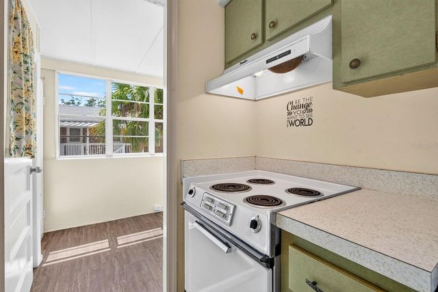 4507 9TH STREET W D6, Bradenton, FL 34207