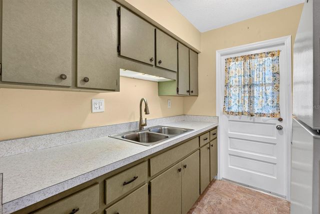 4507 9TH STREET W D6, Bradenton, FL 34207