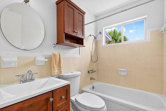 4507 9TH STREET W D6, Bradenton, FL 34207