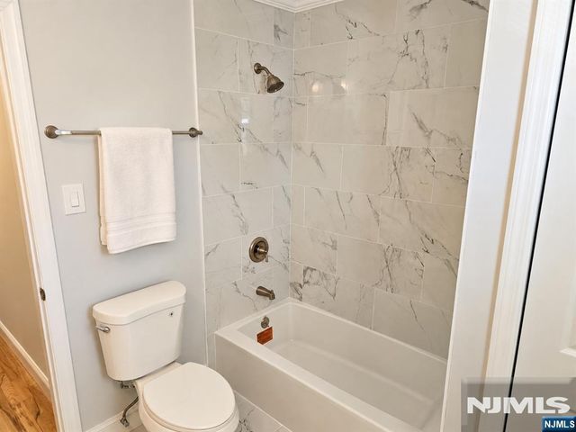 17 Atherton Court 64, Wayne, NJ 07470