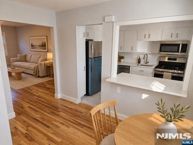 17 Atherton Court 64, Wayne, NJ 07470