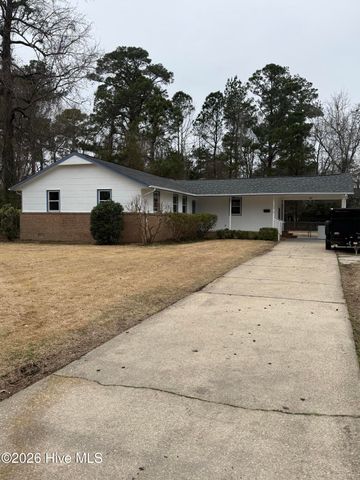 721 Gardenview Drive, Jacksonville, NC 28540