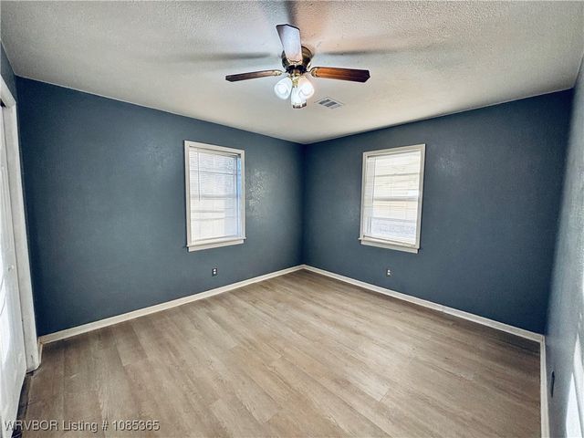 716 Varner Drive, Muldrow, OK 74948