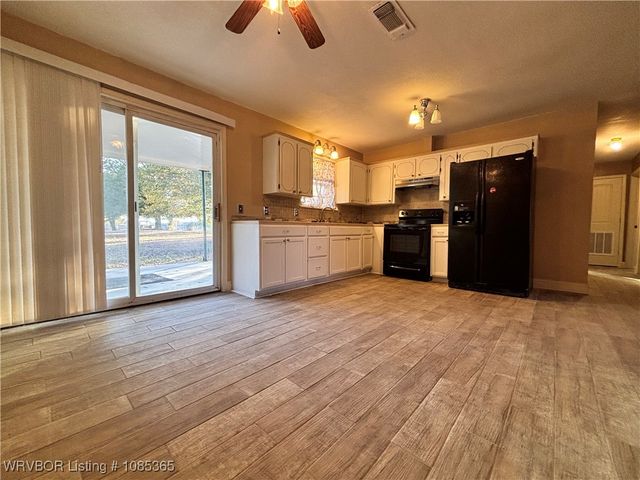 716 Varner Drive, Muldrow, OK 74948