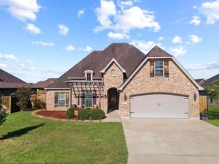 6700 Woodridge Drive, Lumberton, TX 77657