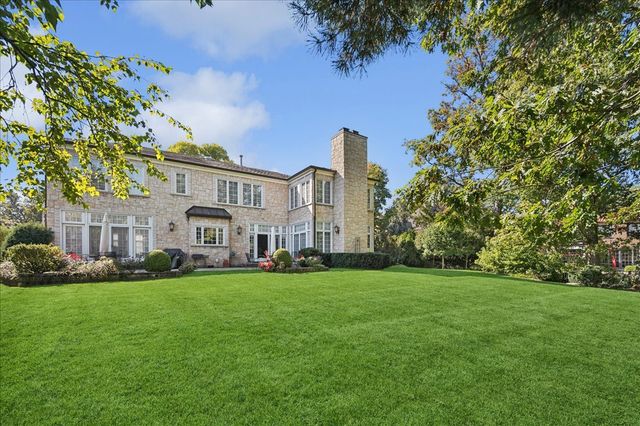 621 Sheridan Road, Glencoe, IL 60022