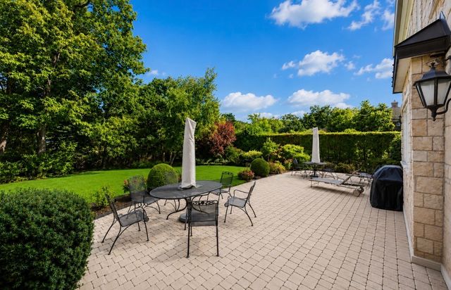621 Sheridan Road, Glencoe, IL 60022