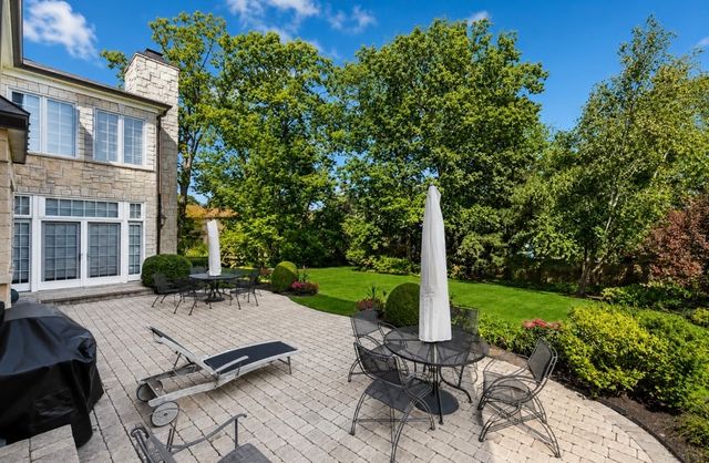 621 Sheridan Road, Glencoe, IL 60022