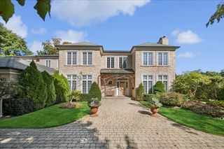 621 Sheridan Road, Glencoe, IL 60022