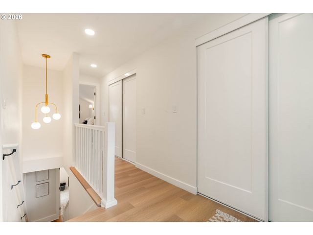 6114 N KERBY Ave, Portland, OR 97217