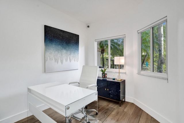 6800 Via Regina, Boca Raton, FL 33433