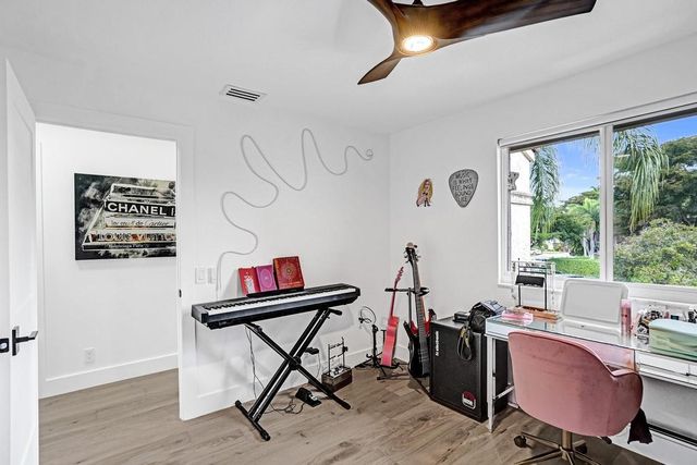 6800 Via Regina, Boca Raton, FL 33433