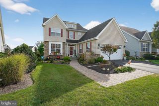 1351 CREEKSIDE LN, Quakertown, PA 18951