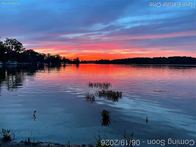 11459 Patterson Lake Drive, Pinckney, MI 48169