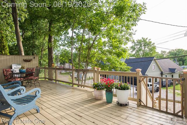 11459 Patterson Lake Drive, Pinckney, MI 48169