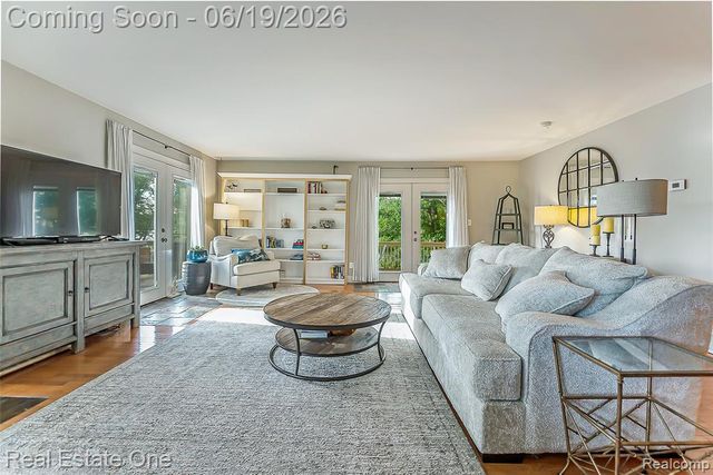 11459 Patterson Lake Drive, Pinckney, MI 48169