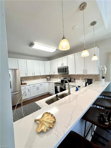 400 Coastal Walk Pl Apt 206, Virginia Beach, VA 23451