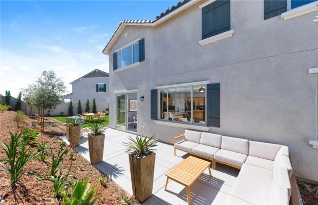 4617 Stratford Place, Perris, CA 92571