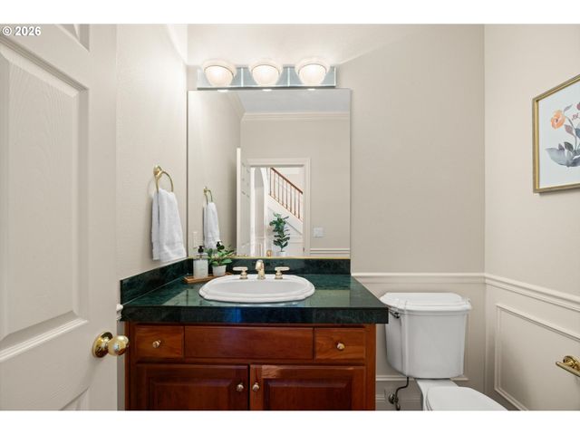 12490 Nw WAKER Dr, Portland, OR 97229