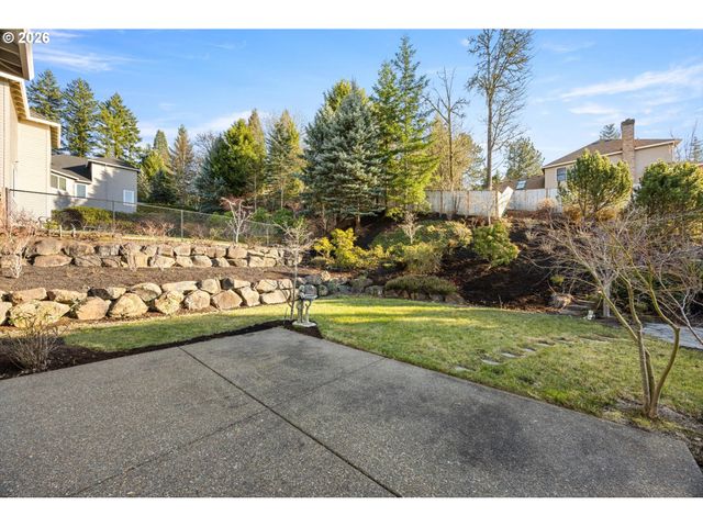 12490 Nw WAKER Dr, Portland, OR 97229