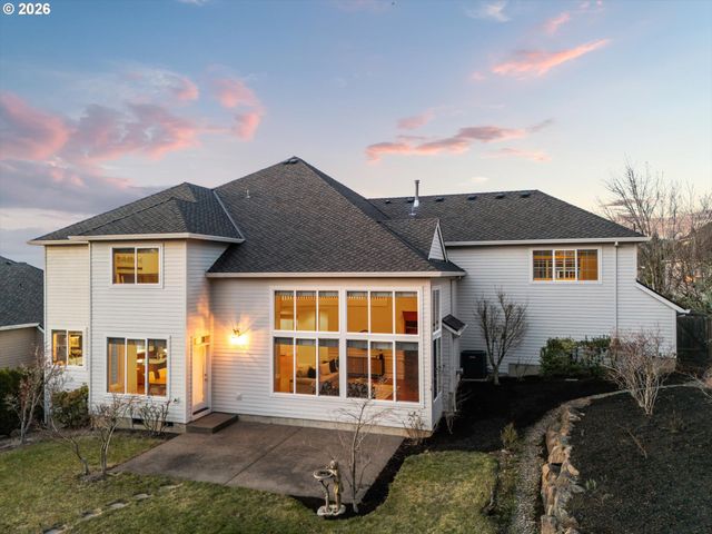 12490 Nw WAKER Dr, Portland, OR 97229