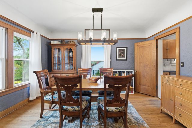 117 Edgemoor Avenue, Kalamazoo, MI 49001