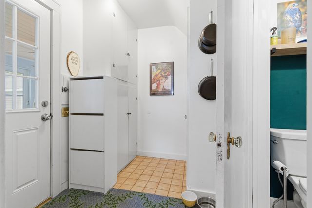 117 Edgemoor Avenue, Kalamazoo, MI 49001