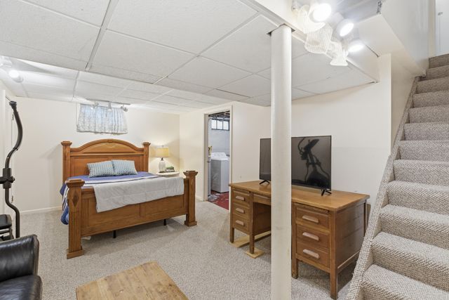 117 Edgemoor Avenue, Kalamazoo, MI 49001