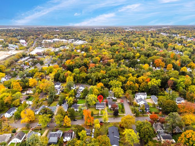 117 Edgemoor Avenue, Kalamazoo, MI 49001