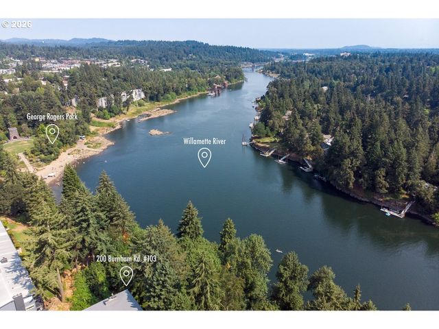 200 BURNHAM Rd 103, Lake Oswego, OR 97034