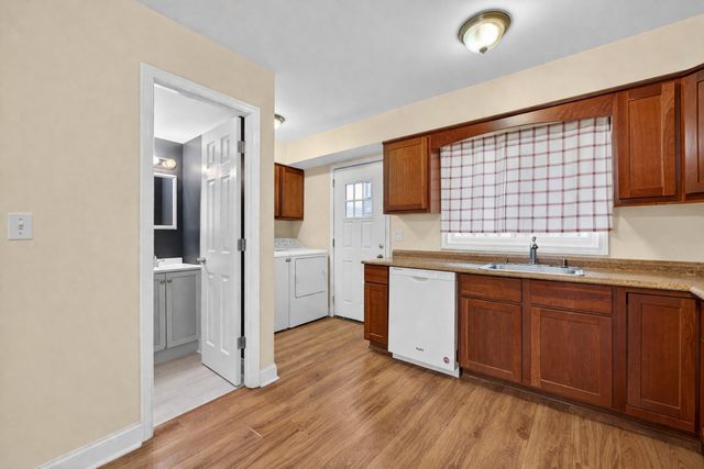 6102 Kit Carson Drive, Hanover Park, IL 60133