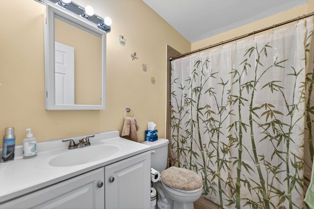 6102 Kit Carson Drive, Hanover Park, IL 60133