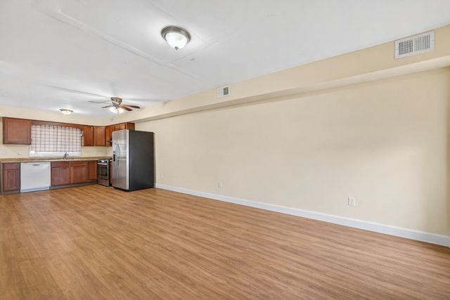 6102 Kit Carson Drive, Hanover Park, IL 60133