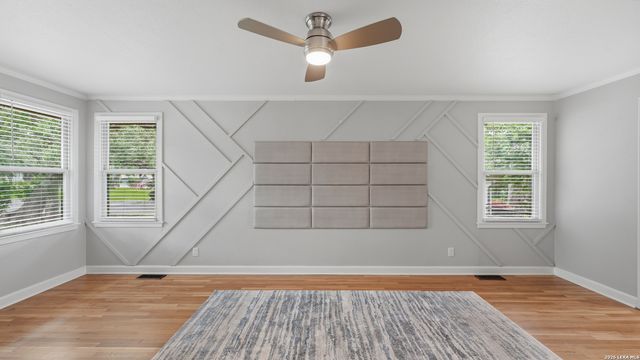 739 ENCINO DR, New Braunfels, TX 78130