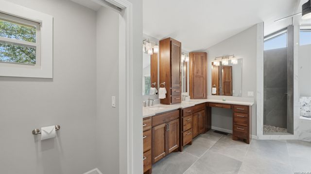 739 ENCINO DR, New Braunfels, TX 78130