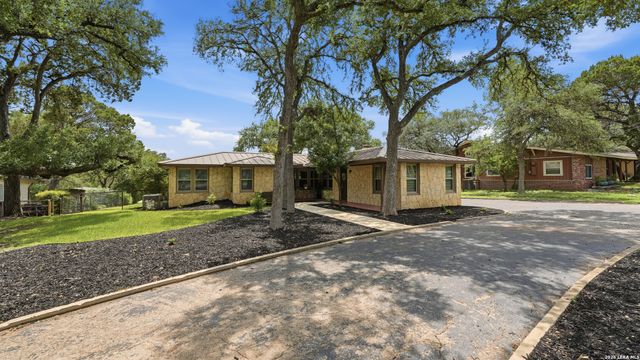 739 ENCINO DR, New Braunfels, TX 78130