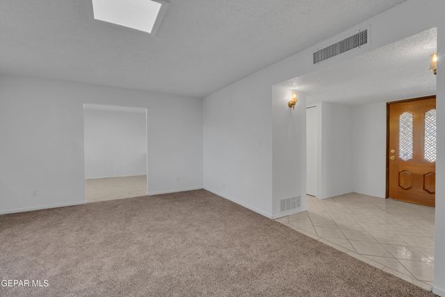 1573 DALE DOUGLAS Drive, El Paso, TX 79936