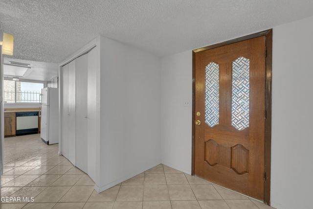 1573 DALE DOUGLAS Drive, El Paso, TX 79936