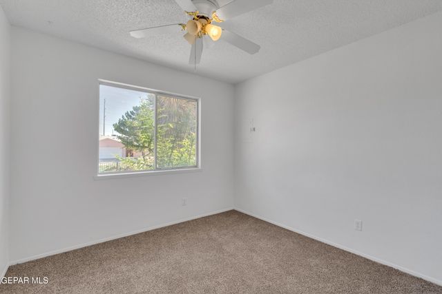 1573 DALE DOUGLAS Drive, El Paso, TX 79936
