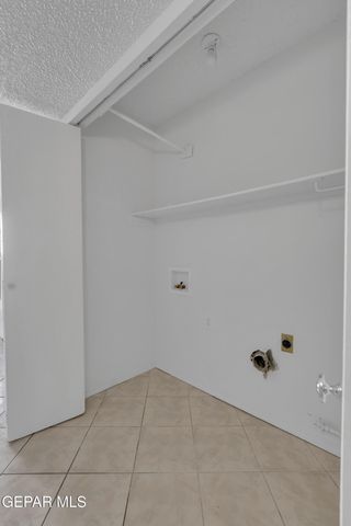 1573 DALE DOUGLAS Drive, El Paso, TX 79936