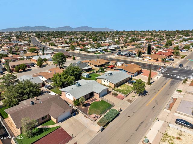 1573 DALE DOUGLAS Drive, El Paso, TX 79936