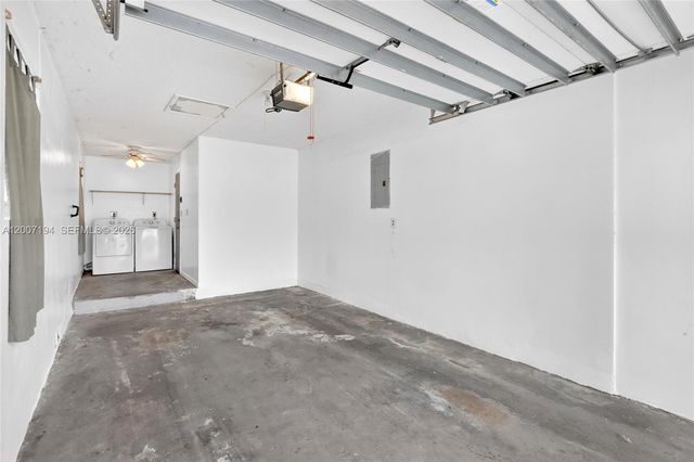 11211 SW 138th Ter, Miami, FL 33176