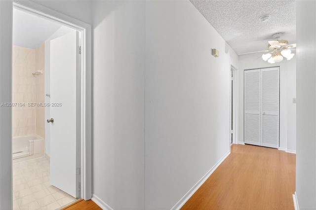 11211 SW 138th Ter, Miami, FL 33176