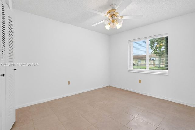 11211 SW 138th Ter, Miami, FL 33176