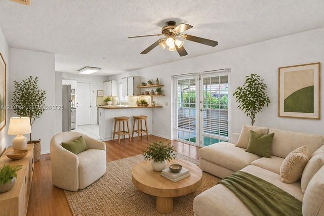 11211 SW 138th Ter, Miami, FL 33176