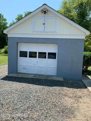 623 E Bay Avenue, Barnegat, NJ 08005