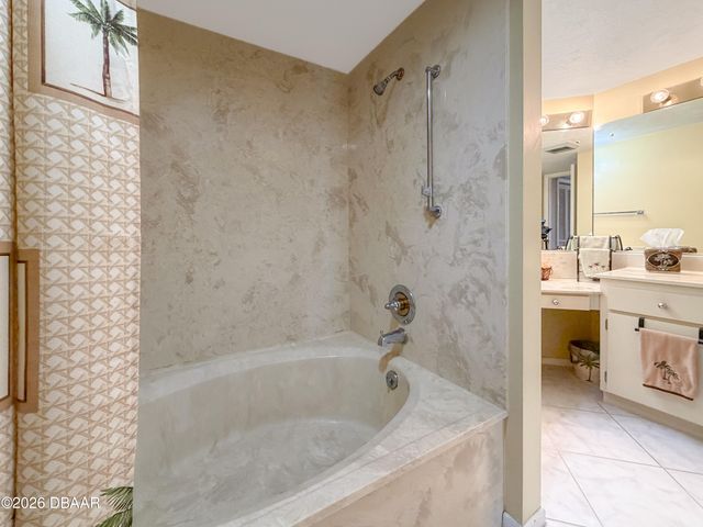 3003 S Atlantic Ave Apt 11B3, Daytona Beach, FL 32118