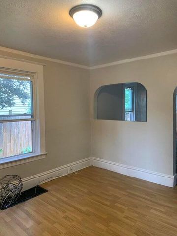 754 SW Olympia Street, Grand Rapids, MI 49503