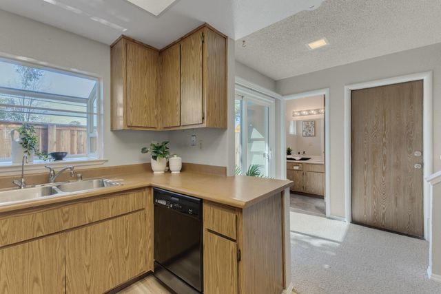 2801 Edison Ave, Sacramento, CA 95821